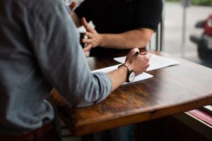 ビズリーチの面談確約とは？面談確約の口コミとビズリーチでの転職成功法