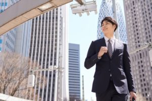 中退就職カレッジの内容・評判は？大学中退後に正社員転職を成功させる方法