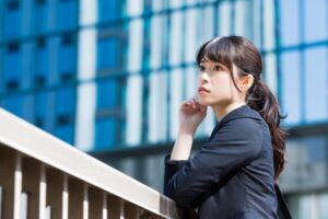 20代は辞めてから転職するのは危険？辞めてしまうリスクと転職のポイント