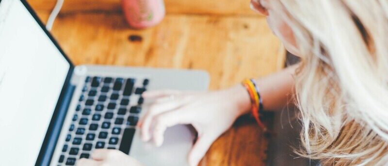 女性が営業から転職する方法は?営業以外のおすすめ職種と転職のポイント
