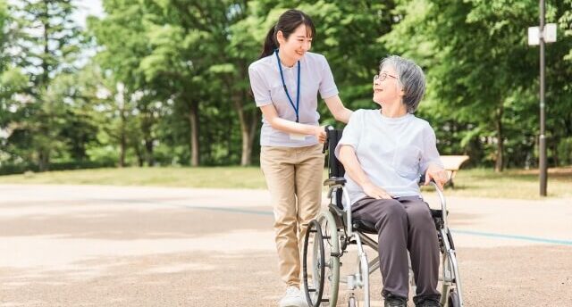 高卒 介護職
