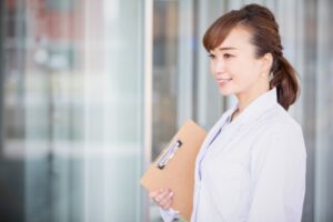 看護のお仕事の特徴は？メリット・デメリットと条件通りの転職が可能な理由