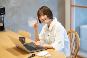 パソコンを使う仕事に未経験から転職できる？必要なスキルとおすすめの職種