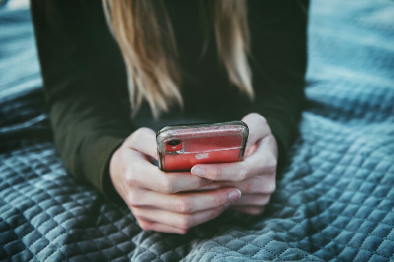 看護師が電話で直接応募するには?