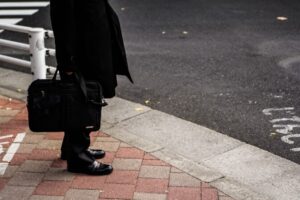 新卒1年目での転職は厳しい？新卒1年目で転職する注意点と転職成功法