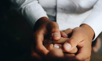 ファルマスタッフの口コミ・評判は？満足度96.5%の理由と薬剤師転職成功の秘訣