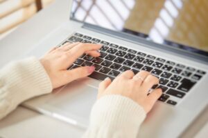 証券会社の事務ってどんな仕事？仕事内容や必要なスキル、将来性などを徹底解説