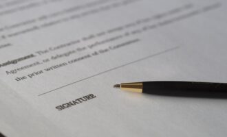 退職は何か月前に言えばいい？退職までの流れと目安期間・円満退職の秘訣