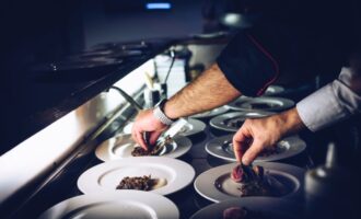 イタリアンシェフになるには？イタリア料理の修行・求められるスキルとは
